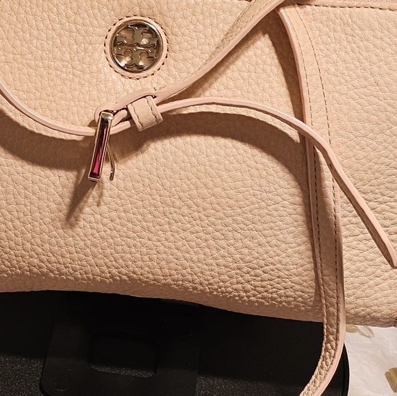 Tory Burch Pebbled Leather Blush Pink Crossbody Bag - Picture 3 of 15